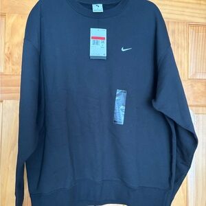 Nike Men's Black Crewneck Sweatshirt